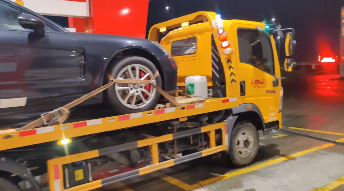 舟山行车途中遇到突发状况该如何呼叫道路救援？